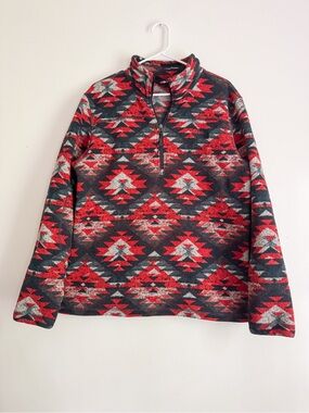 The North Face Campshire Heavy Sherpa Aztec 1/4 Zip Pullover in Red & Gray,Large